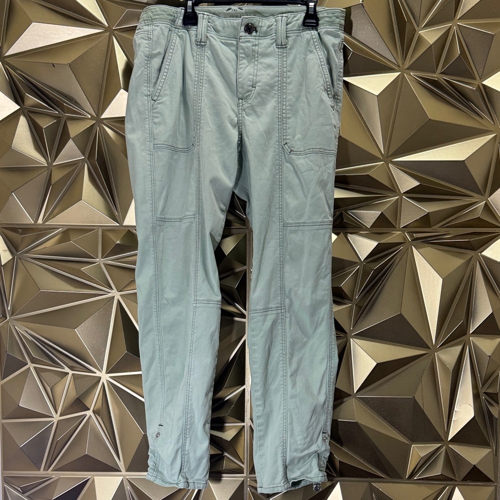 White House Black Market Light Green Cargo Pants